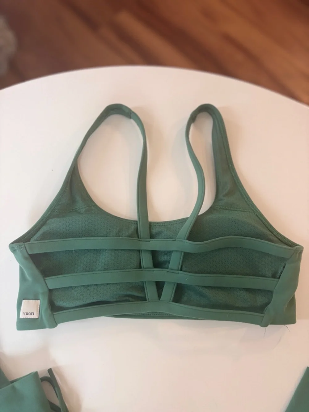 Vuori Yosemite Bra + Leggings - Picture 7 of 13